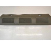 Пластикова оббивка салону (місце перегородки, нижня, центральна) на Renault Trafic 2001 - 8200041179