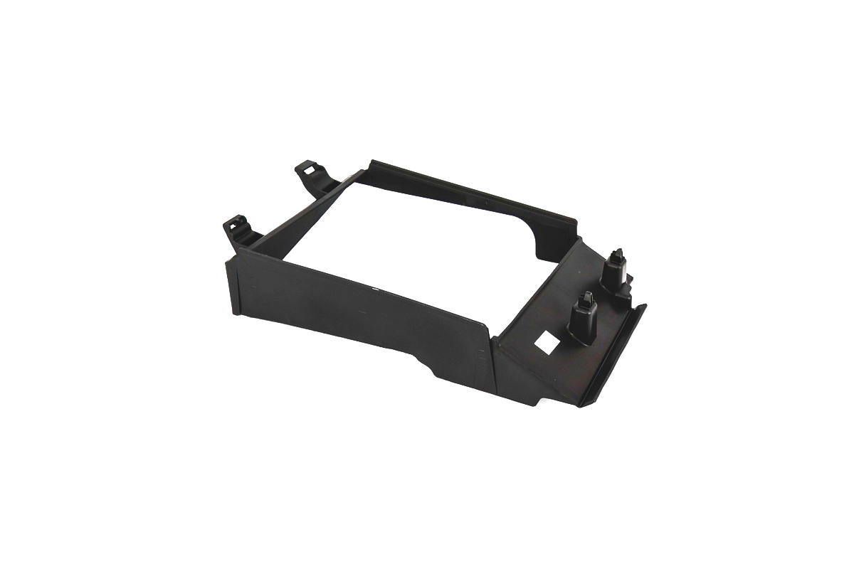 Дефлектор радиатора интеркулера на Renault Duster I 2011-2017 - Renault (Оригинал) - 215586921R
