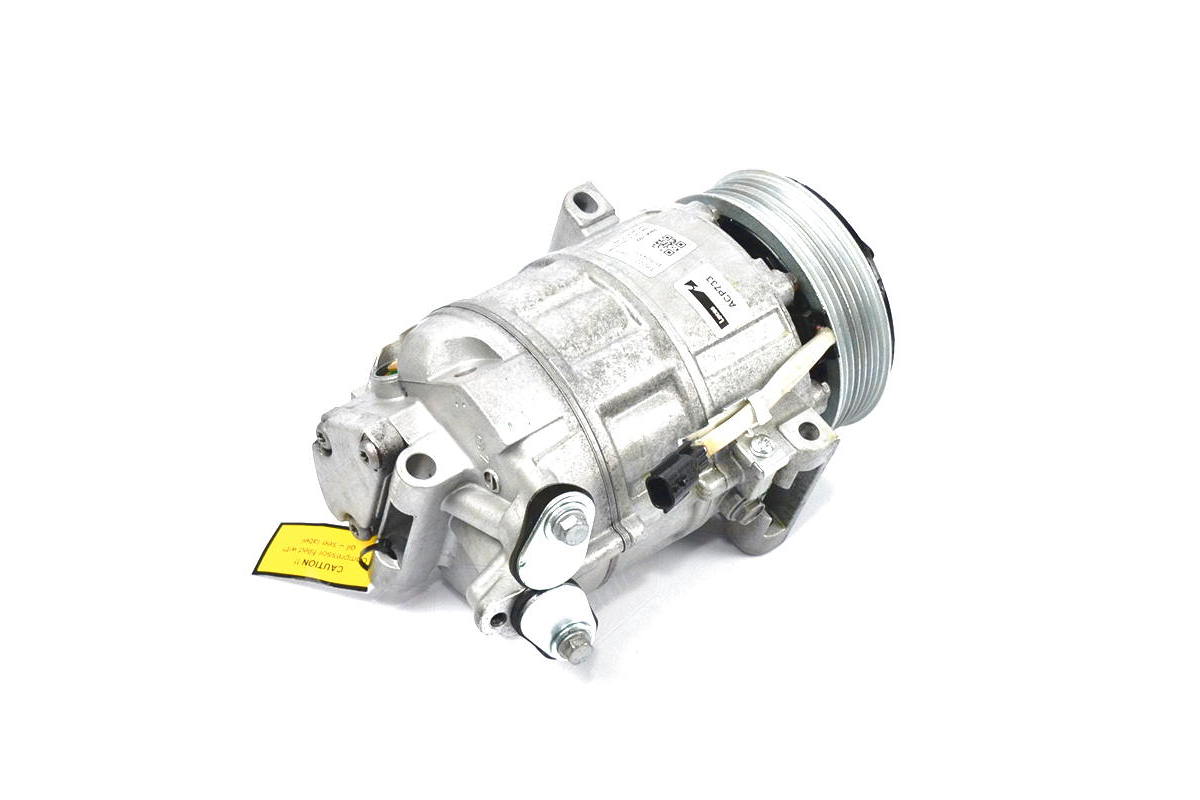 Компрессор кондиционера на Renault Trafic II 2006-2014 2.0dCi - LUCAS (Германия) - ACP733