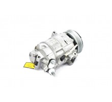 Компрессор кондиционера на Renault Trafic II 2006-2014 2.0dCi - LUCAS (Германия) - ACP733