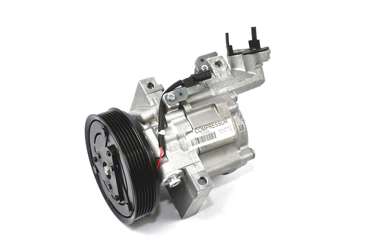Компрессор кондиционера на Renault Dokker 2012- 1.5dCi+1.6 - Valeo (Франция) - VAL813256
