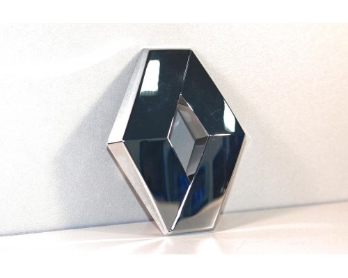 Монограмма знак "RENAULT" решетки радиатора на Renault Master III 2010-14 - Renault (Франция) - 8200052586