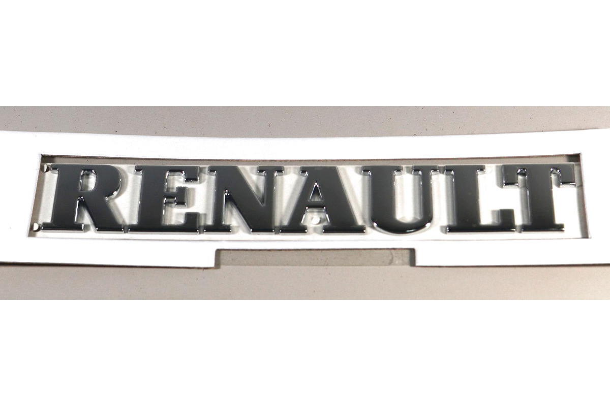 Надпись &#34;RENAULT&#34; (задняя дверь) на Renault Trafic 2001 - RENAULT (Оригинал) - 8200112595