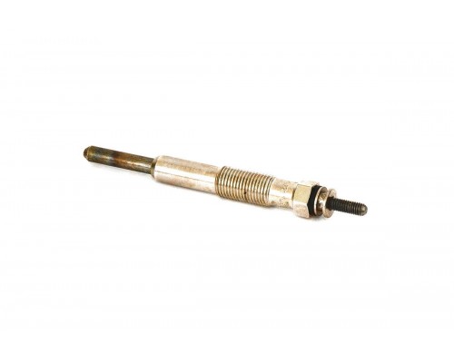 Свеча накала на Renault Clio II 1998-2005 1.9D - Renault (Оригинал) - 7700100558