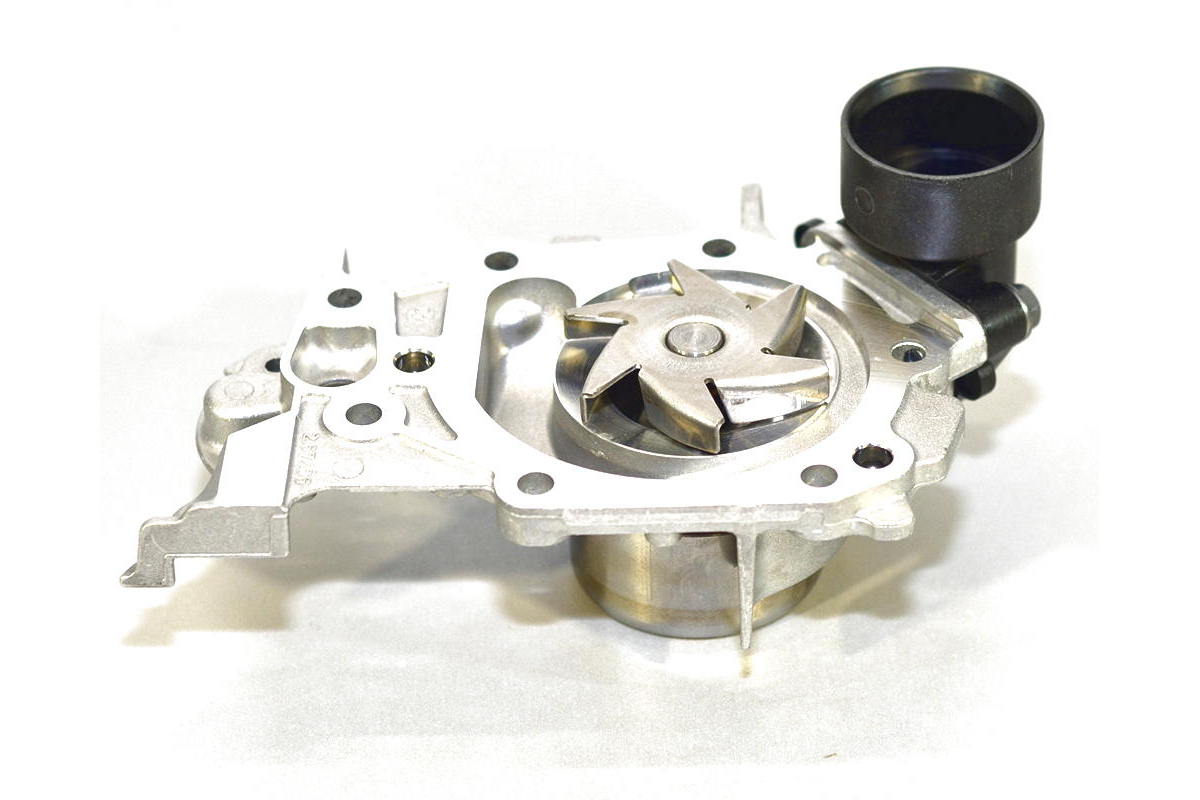 Водяной насос на Renault Clio III 2005-2012 1.2 16V - Renault (Оригинал) - 210101832R