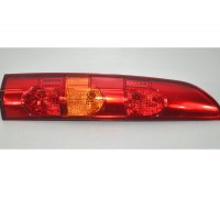 Задний фонарь (L, левый) дверь ляда на Renault Kangoo 2003-2008 Renault (Оригинал) 8200150619