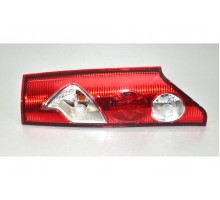 Задний фонарь (R, правый) дверь ляда на Renault Kangoo II 2008-2012 Renault (Оригинал) 8200419945