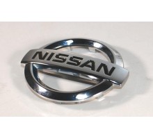 Знак решётки радиатора на Nissan Primastar (Nissan) - Nissan (Оригинал) - 62392-00QAB