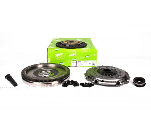 Демпфер / маховик глухой + сцепление + выжимной VW Caddy III 1.9TDI 77kW 04- 835035 VALEO (Франция)