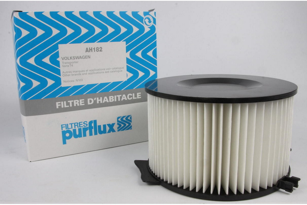 Фильтр салона VW Transporter T4 1990-2003 AH182 PURFLUX (Франция)