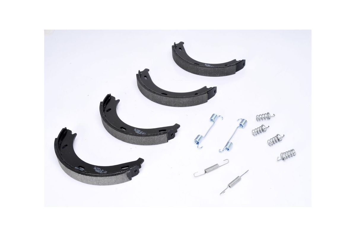 Колодки ручника (180x20, с пружинками) MB Vito 638 1996-2003 0986487605 BOSCH (Германия) Колодки ручника (180x20, с пружинками) MB Vito 638 1996-2003 0986487605 BOSCH (Германия)