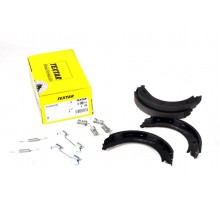 Колодки ручника (180x20, с пружинками) MB Vito 638 1996-2003 91054600 TEXTAR (Германия)