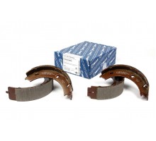 Колодки ручника (без пружинок, со сдвоенным колесом) VW LT 46 1996-2006 0140420402 MEYLE (Германия)