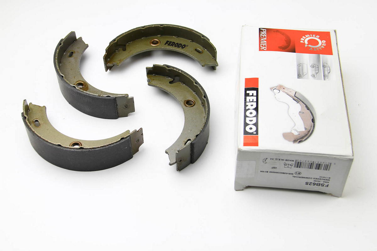 Колодки ручника (без пружинок, со сдвоенным колесом) VW LT 46 1996-2006 FSB625 FERODO (Великобритания) Колодки ручника (без пружинок, со сдвоенным колесом) VW LT 46 1996-2006 FSB625 FERODO (Великобритания)