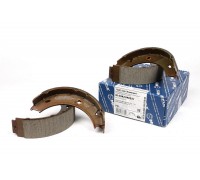 Колодки ручника (с пружинками, со сдвоенным колесом) VW LT 46 1996-2006 0140420402/S MEYLE (Германия)