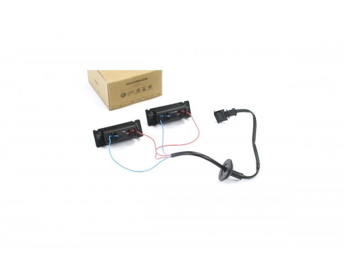 Корпус фонаря подсветки номера VW Caddy III 2004-2015 7H0827740 VAG (Германия)