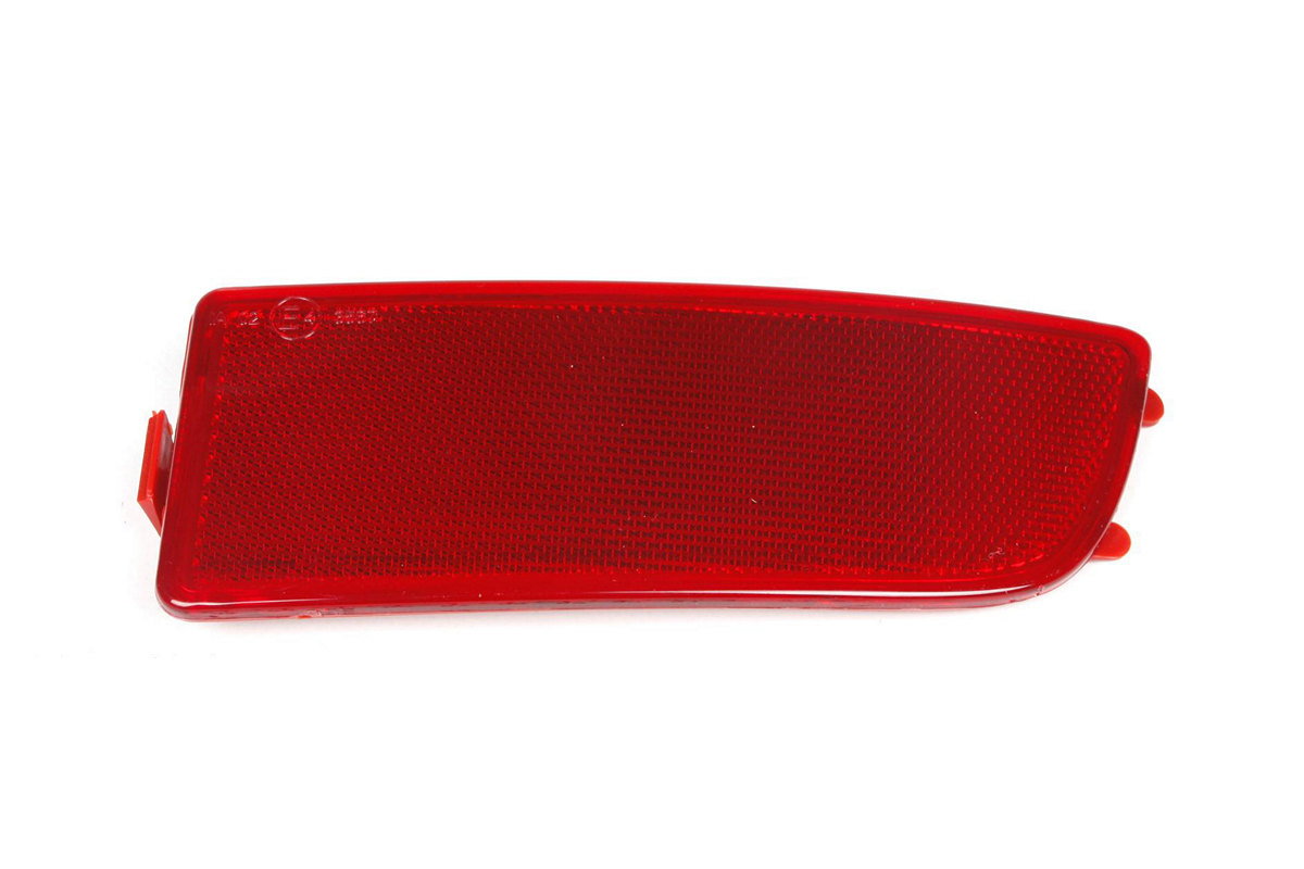 Отражатель бампера заднего правый VW Crafter 2006- M9068260140 WENDER PARTS (Турция) Отражатель бампера заднего правый VW Crafter 2006- M9068260140 WENDER PARTS (Турция)