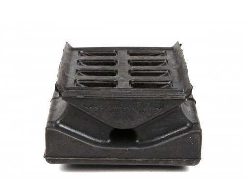 Подушка передней пластиковой рессоры верхняя VW Crafter 2006- 9063220319 MERCEDES (Оригинал, Германия)