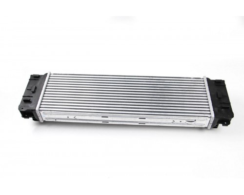 Радиатор интеркулера (двигатель: OM646) MB Sprinter 906 2.2CDI 2006- 90-535-009 BSG (Турция)