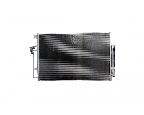 Радиатор кондиционера VW Crafter 2006- 818173 VALEO (Франция)