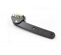 Ролик правой боковой двери нижний (с кронштейном) VW Caddy III 2004-2015 90-975-022 BSG (Турция)