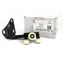 Ролик правой боковой двери верхний (с кронштейном) VW Crafter 2006- 02.53.153 TRUCKTEC (Германия)