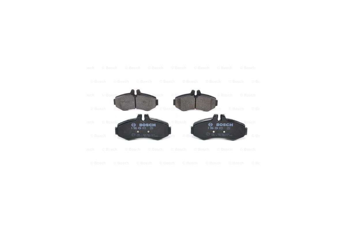 Тормозные колодки передние без датчика (система BOSCH) MB Vito 638 1996-2003 0986494013 BOSCH (Германия) Тормозные колодки передние без датчика (система BOSCH) MB Vito 638 1996-2003 0986494013 BOSCH (Германия)