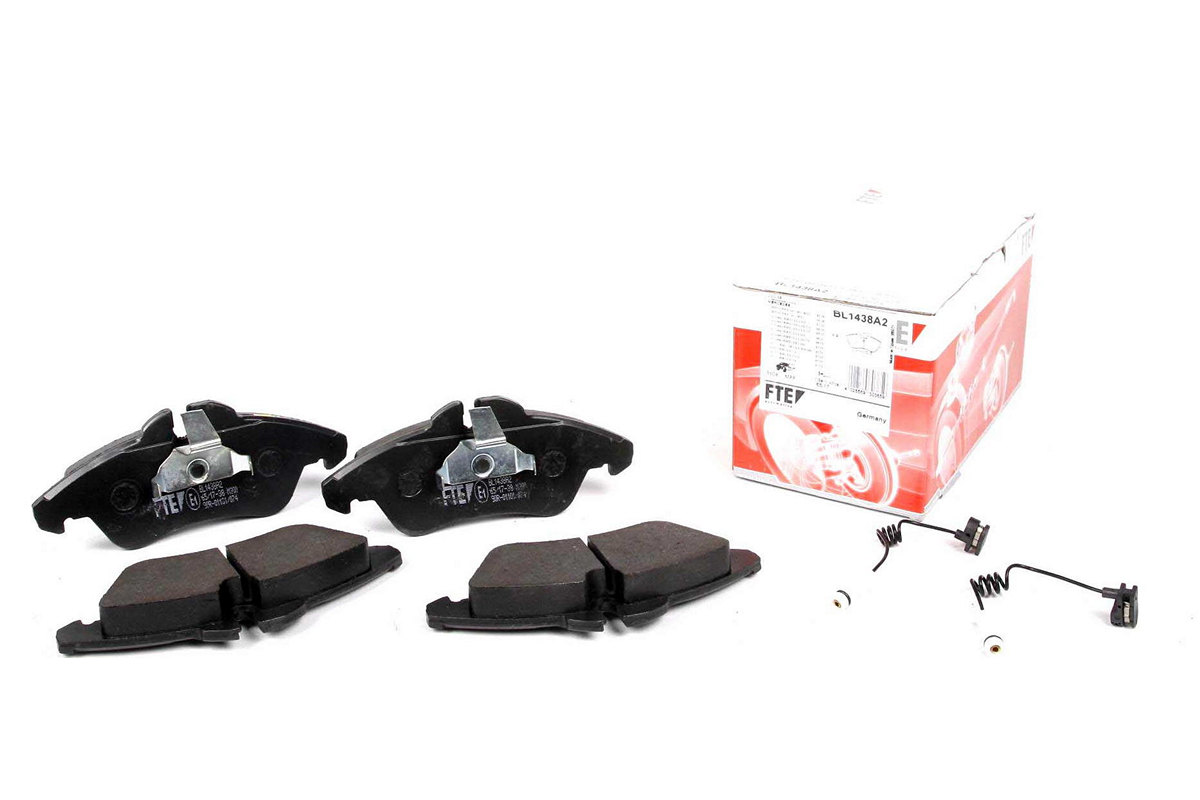 Тормозные колодки передние (с датчиками) VW LT 28-35 1996-2006 BL1438A2 FTE (Германия)
