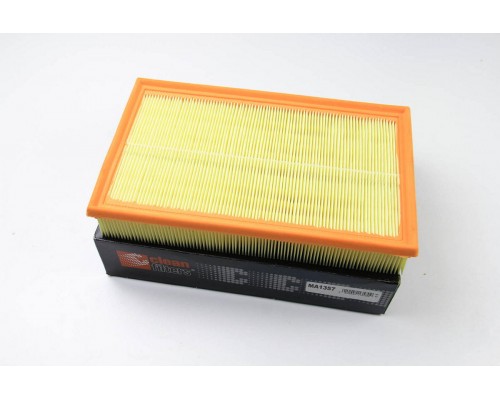 Воздушный фильтр VW Transporter T5 03- MA1357 CLEAN FILTERS (Италия)